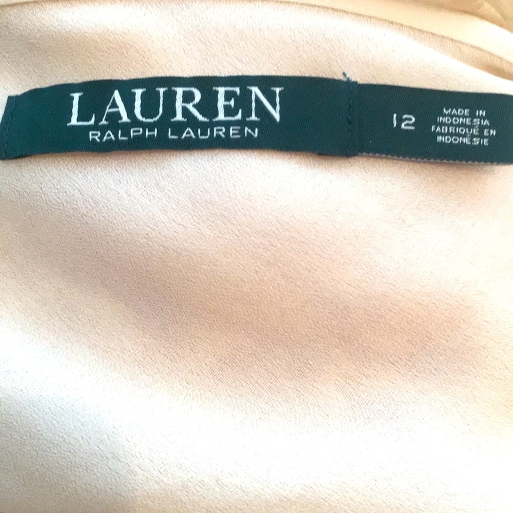 Fliirty Skirt - Picture 3 of 8